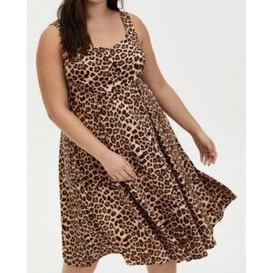 Torrid Plus Size 4X 26 Leopard Print Skater Dress With Pockets Scuba Fabric NWT